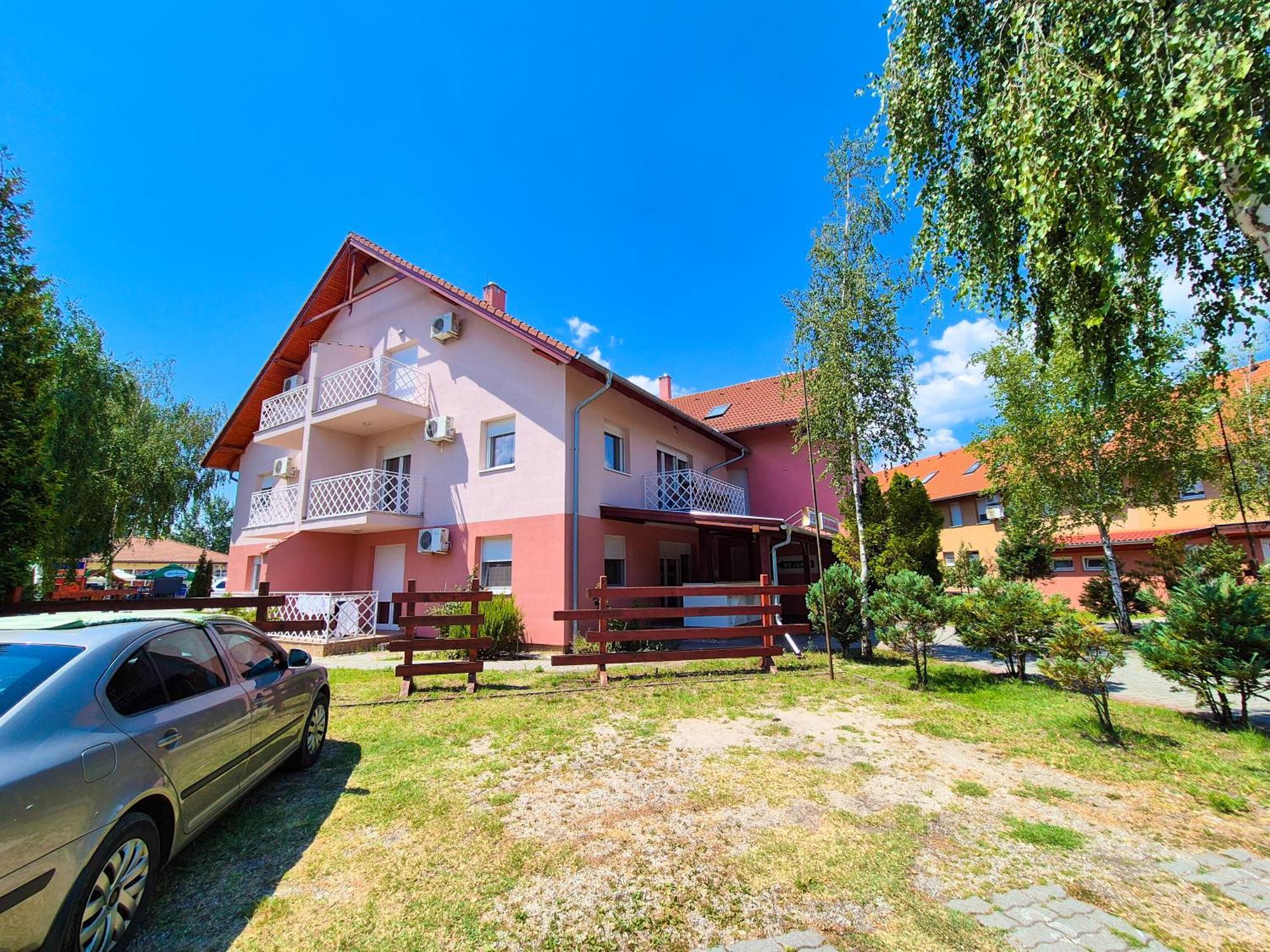 Ildiko Apartmanhaz Zamárdi Extérieur photo