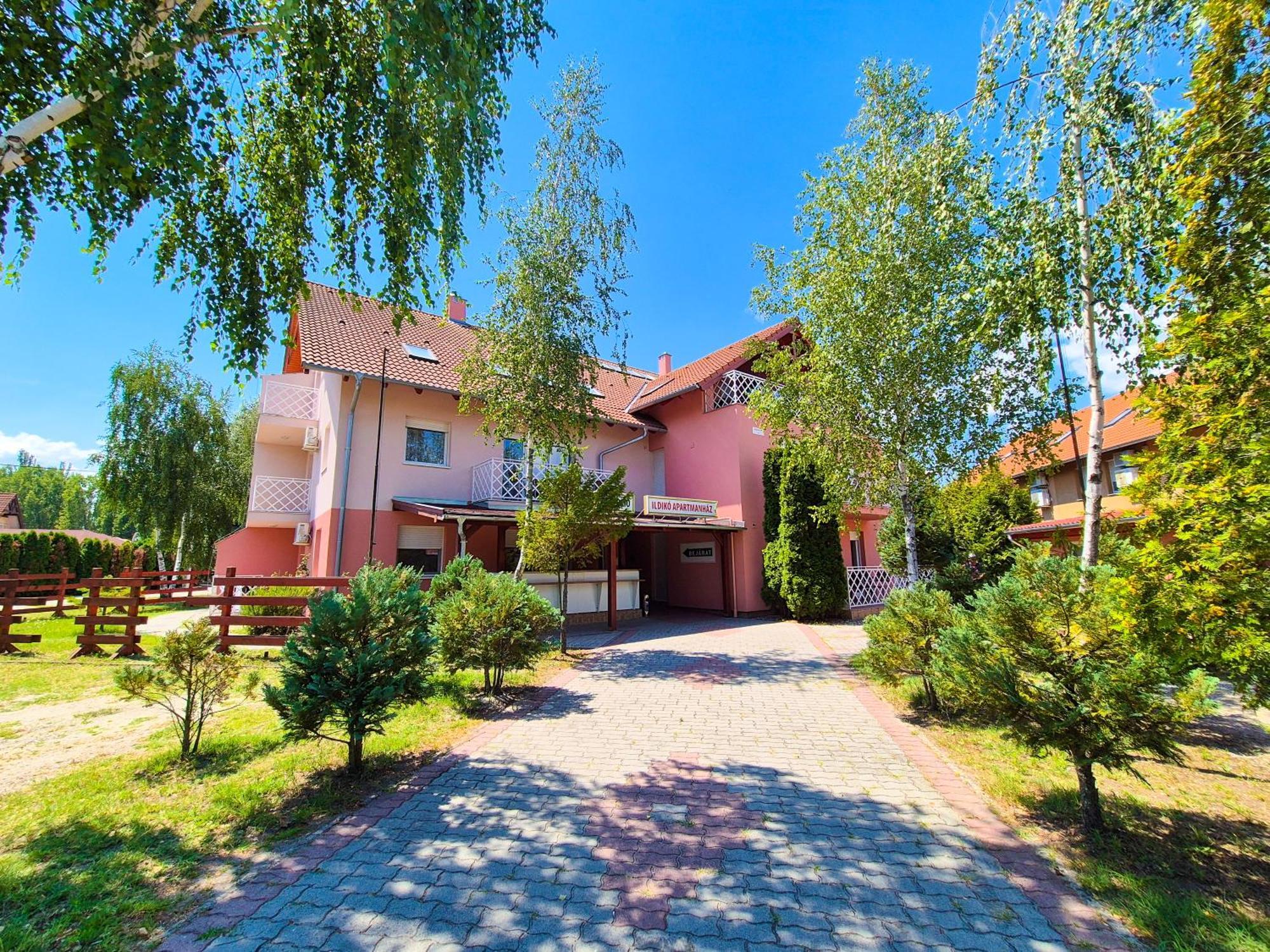 Ildiko Apartmanhaz Zamárdi Extérieur photo