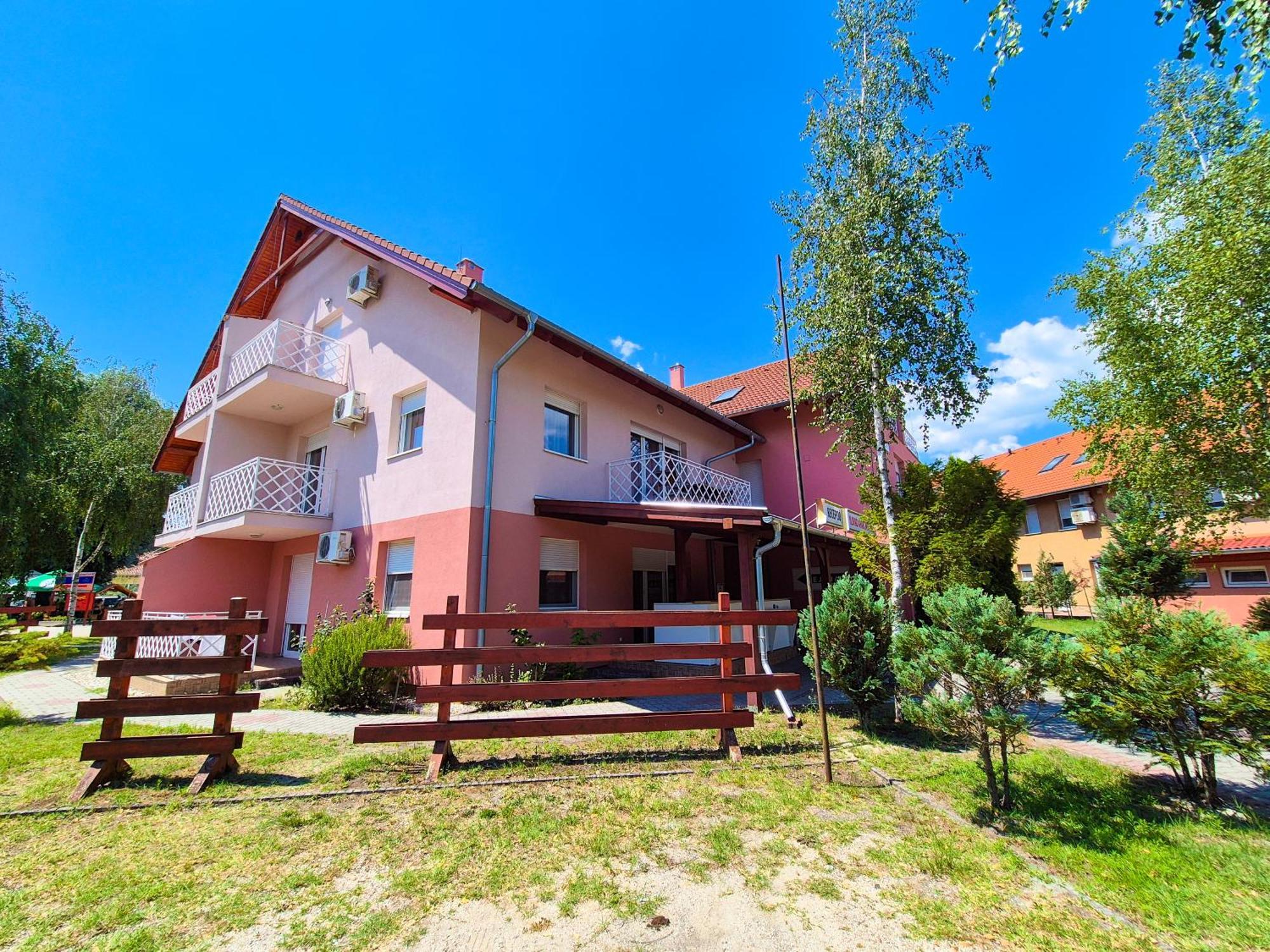 Ildiko Apartmanhaz Zamárdi Extérieur photo