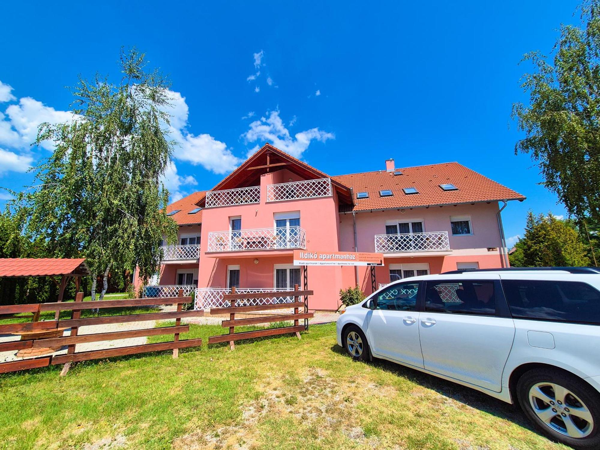 Ildiko Apartmanhaz Zamárdi Extérieur photo