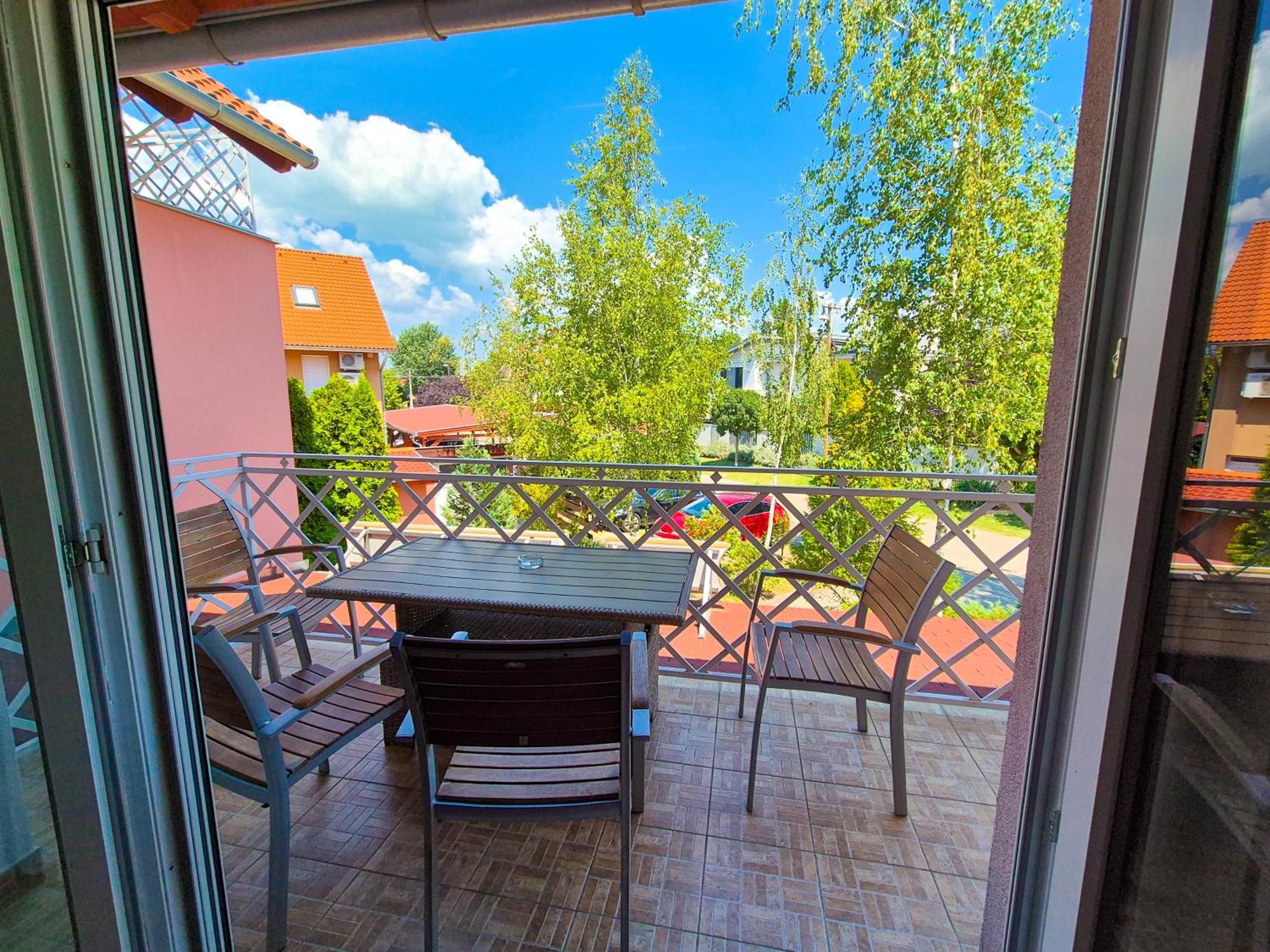 Ildiko Apartmanhaz Zamárdi Extérieur photo