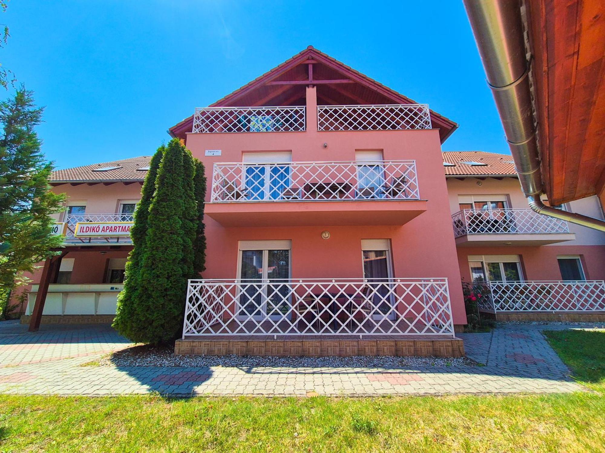 Ildiko Apartmanhaz Zamárdi Extérieur photo