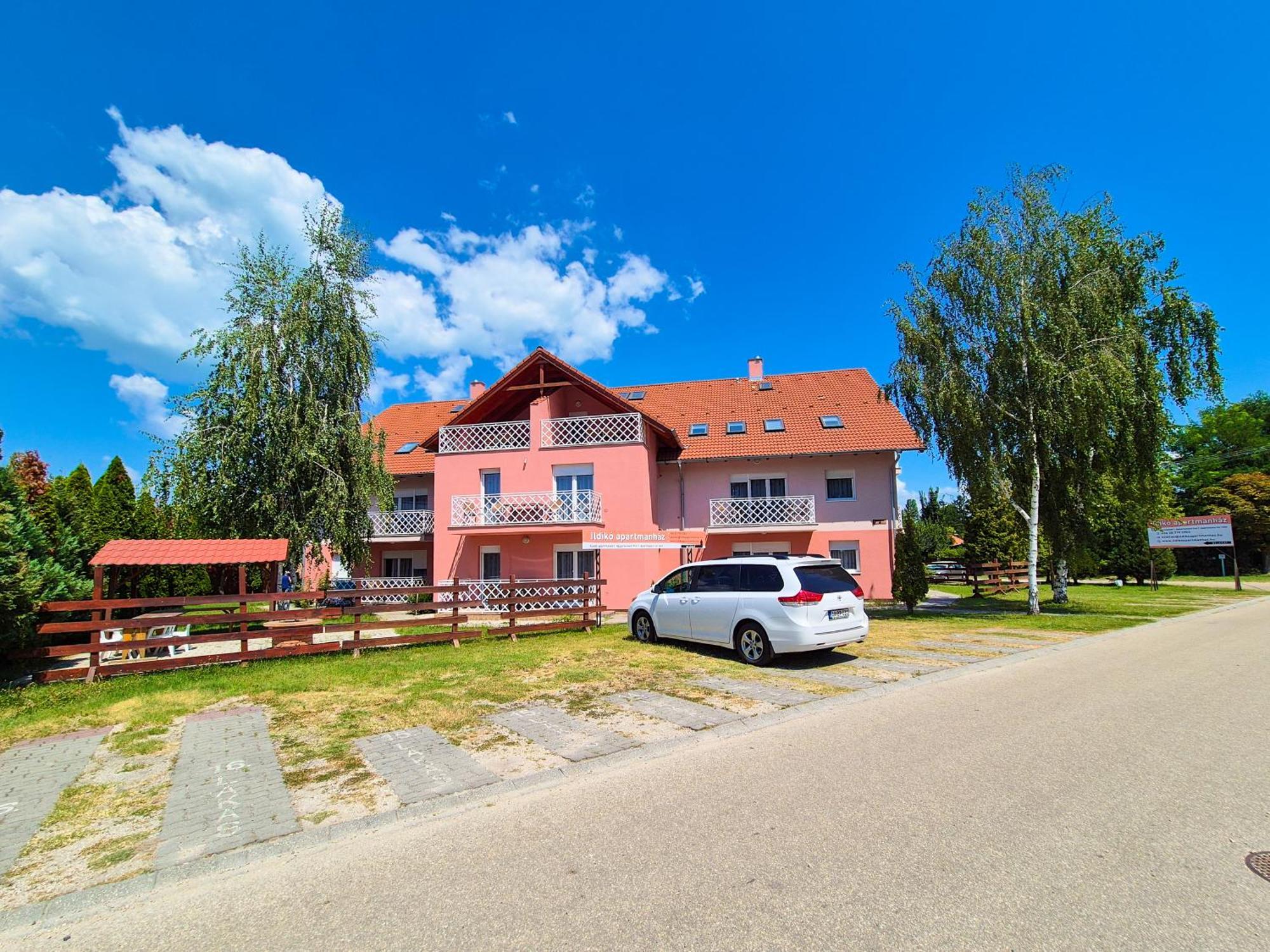 Ildiko Apartmanhaz Zamárdi Extérieur photo