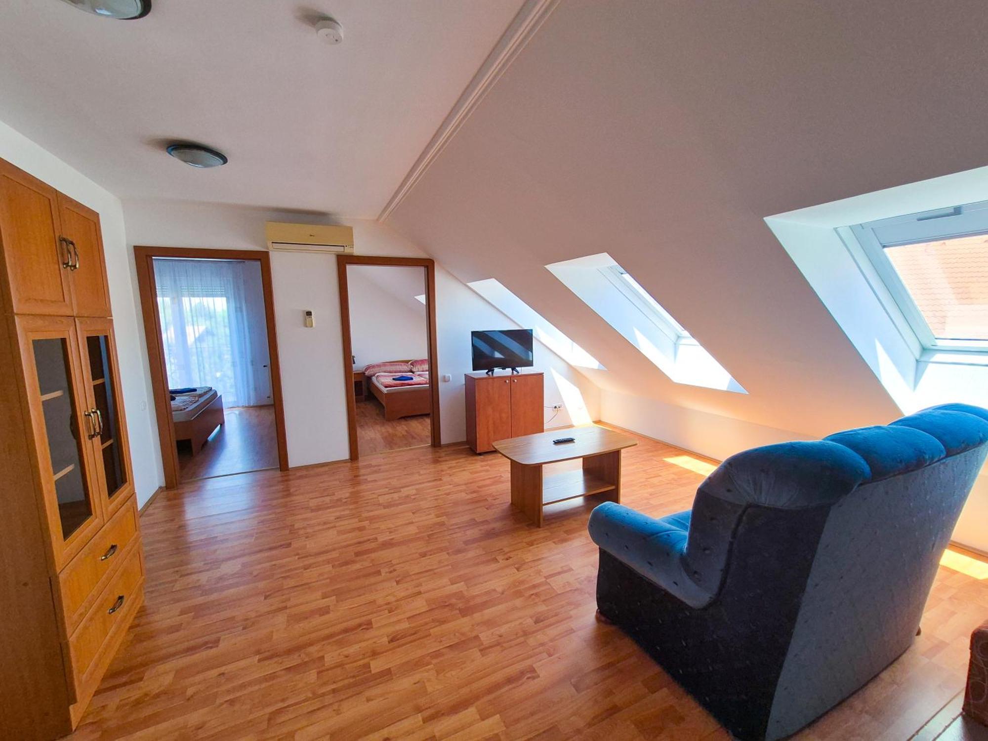 Ildiko Apartmanhaz Zamárdi Extérieur photo